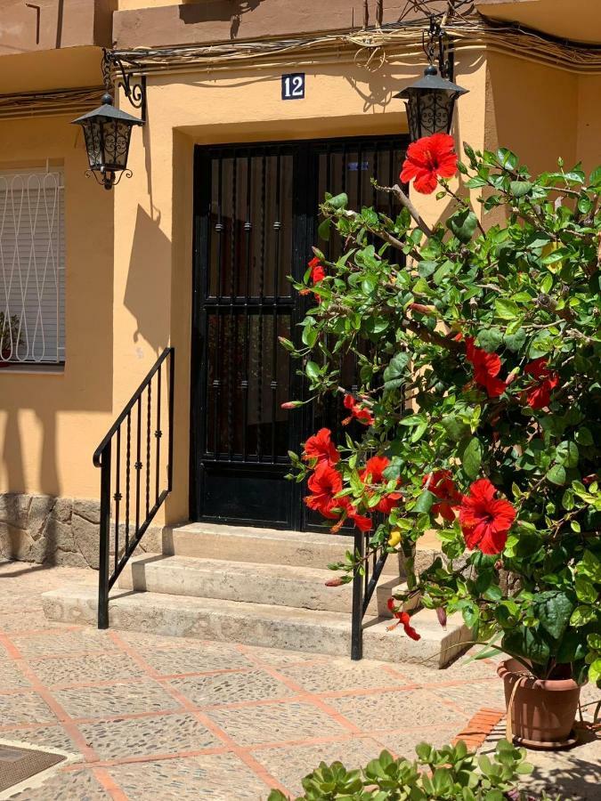 La Casa De Los Tres Amigos Sagunto エクステリア 写真